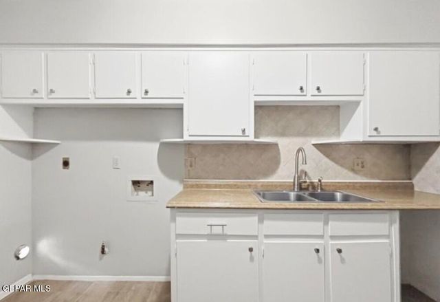 8730 LEO Street, El Paso, TX 79904