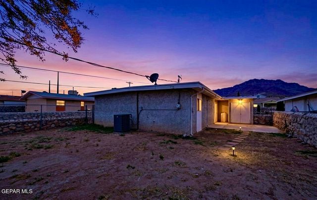 8730 LEO Street, El Paso, TX 79904