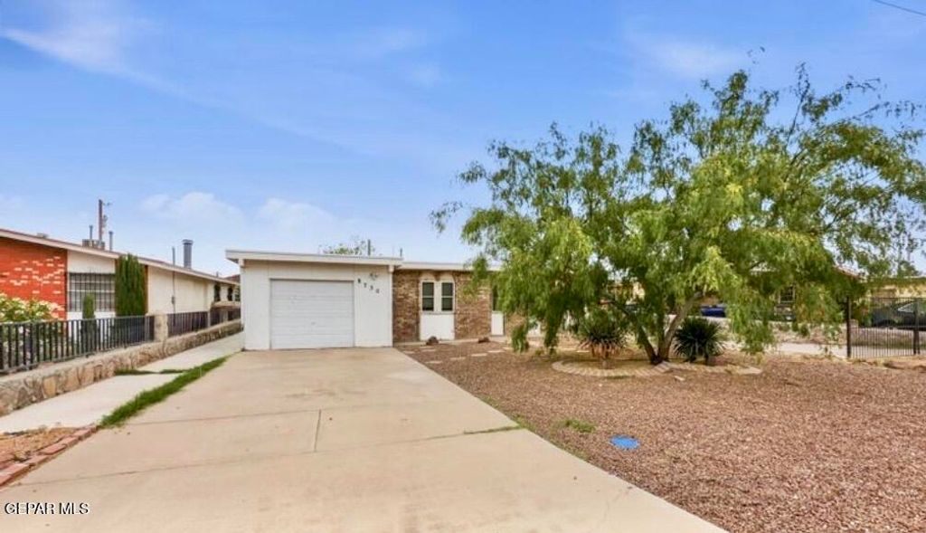 8730 LEO Street, El Paso, TX 79904