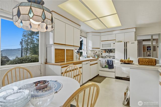 19640 SE 29th Street, Sammamish, WA 98075