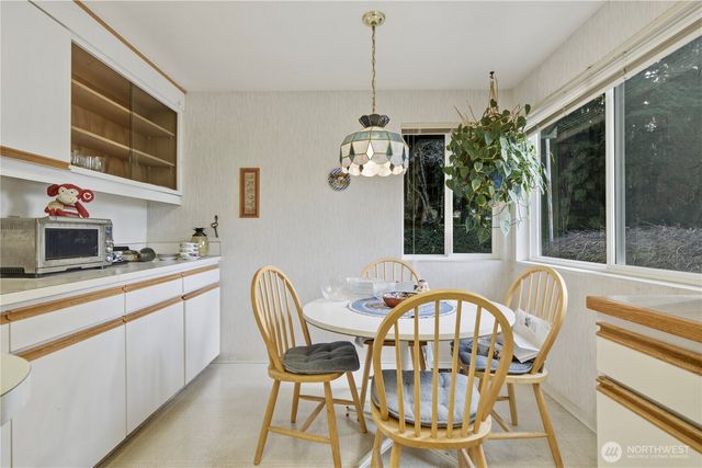 19640 SE 29th Street, Sammamish, WA 98075