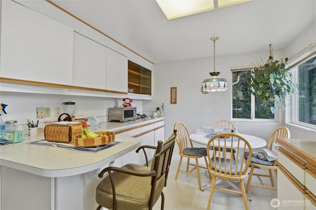 19640 SE 29th Street, Sammamish, WA 98075