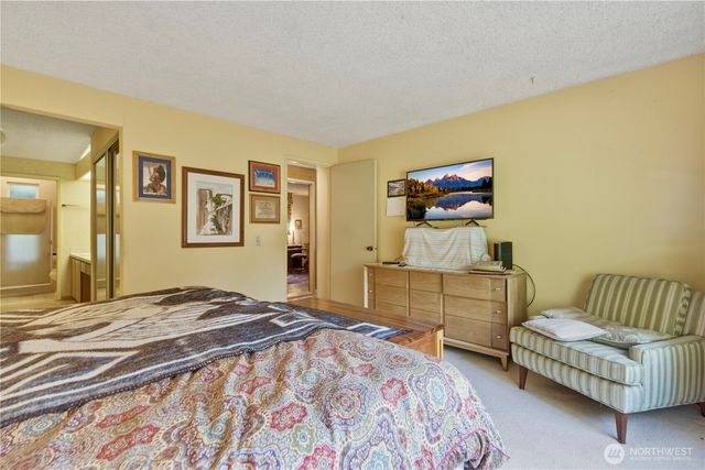 19640 SE 29th Street, Sammamish, WA 98075