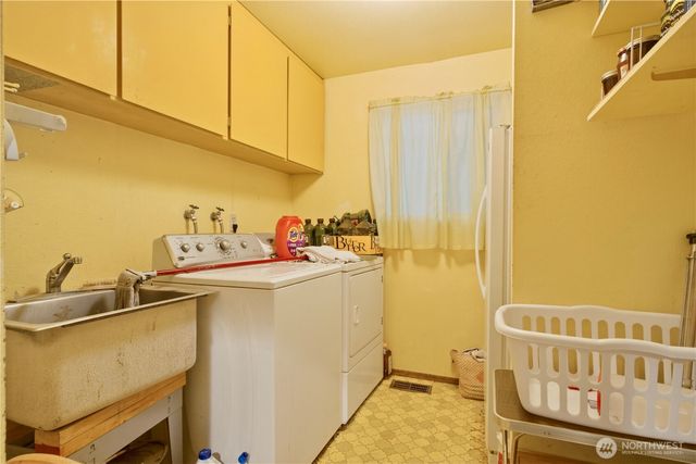 19640 SE 29th Street, Sammamish, WA 98075