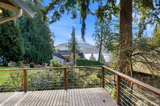 19640 SE 29th Street, Sammamish, WA 98075