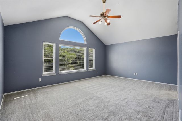 1136 Breezewood Drive, Lewisville, TX 75077