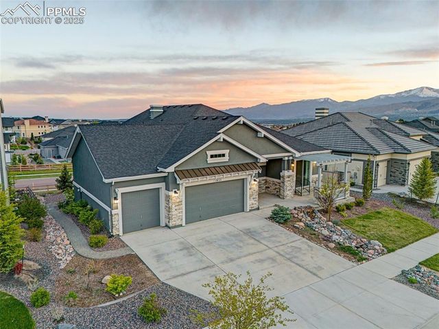 1955 Walnut Creek Court, Colorado Springs, CO 80921