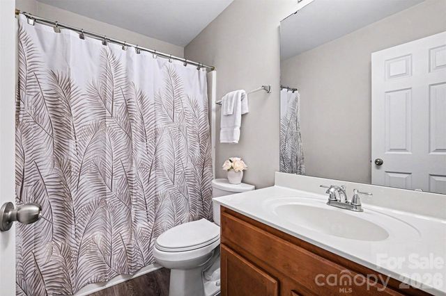 10103 Caldwell Forest Drive, Charlotte, NC 28213