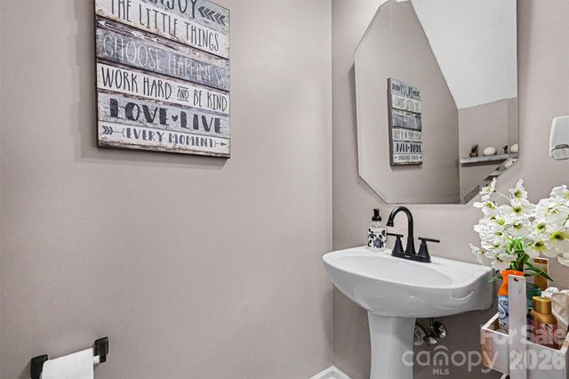 10103 Caldwell Forest Drive, Charlotte, NC 28213