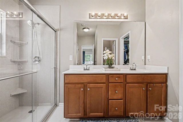 10103 Caldwell Forest Drive, Charlotte, NC 28213
