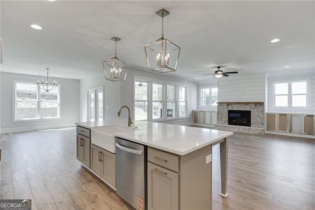 1833 Piney Bend Drive, Buford, GA 30518