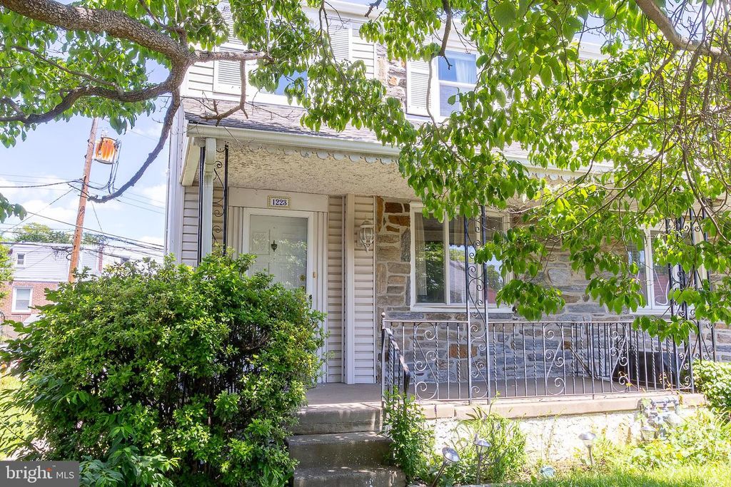 1223 COBBS ST, Drexel Hill, PA 19026