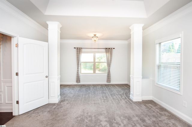 454 Wolfbend Road, Woodruff, SC 29388