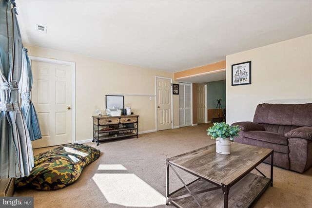 304 CRESTVIEW CT, Westminster, MD 21158