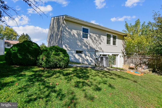 304 CRESTVIEW CT, Westminster, MD 21158