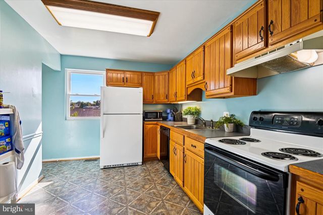304 CRESTVIEW CT, Westminster, MD 21158