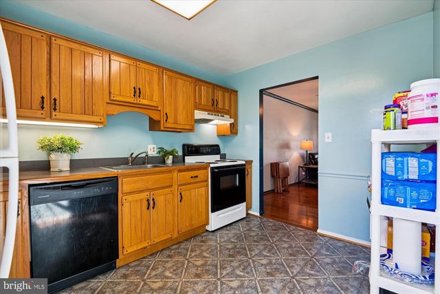 304 CRESTVIEW CT, Westminster, MD 21158