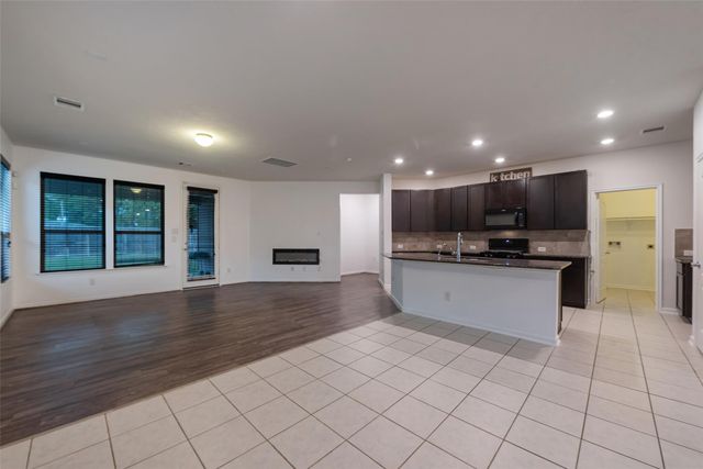 4006 Streambed Trail, Houston, TX 77068