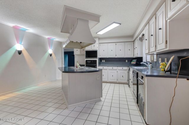 7867 Main Highway, St. Martinville, LA 70582