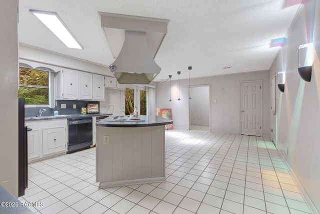 7867 Main Highway, St. Martinville, LA 70582