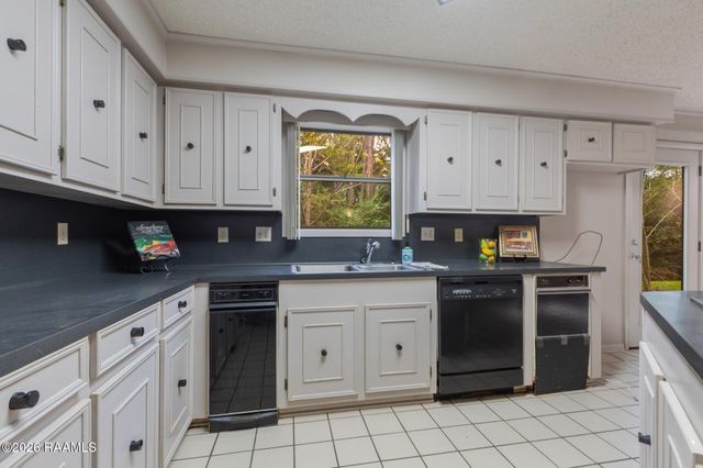 7867 Main Highway, St. Martinville, LA 70582