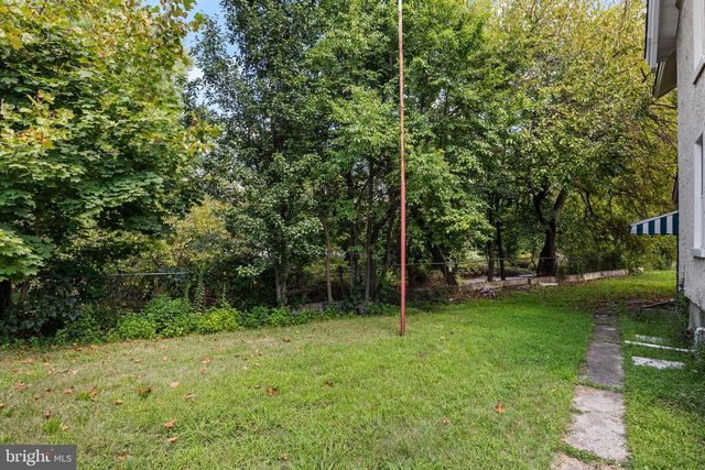 11 BISPHAM ST, Mount Holly, NJ 08060