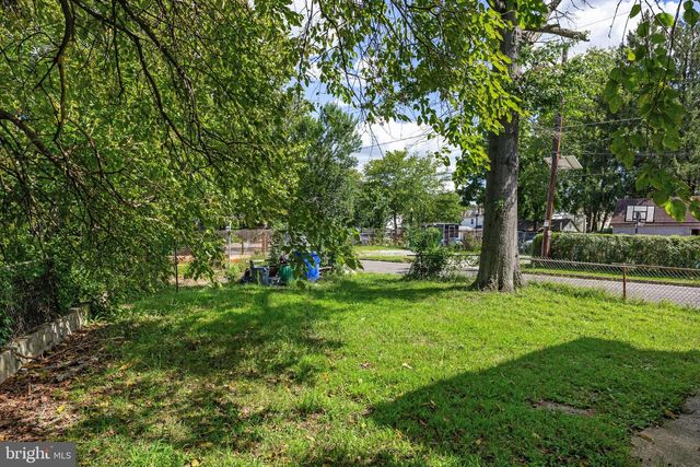 11 BISPHAM ST, Mount Holly, NJ 08060