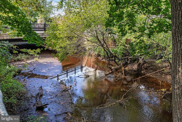 11 BISPHAM ST, Mount Holly, NJ 08060