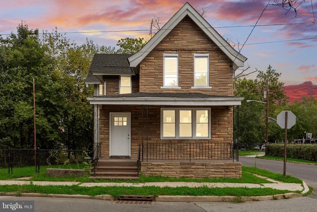 11 BISPHAM ST, Mount Holly, NJ 08060