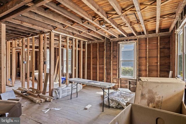 11 BISPHAM ST, Mount Holly, NJ 08060