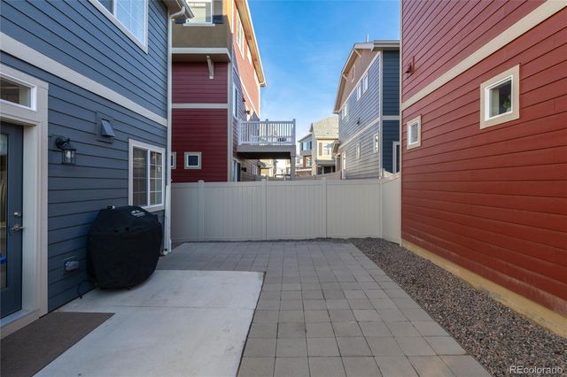 1082 Sugarloaf Lane, Erie, CO 80516