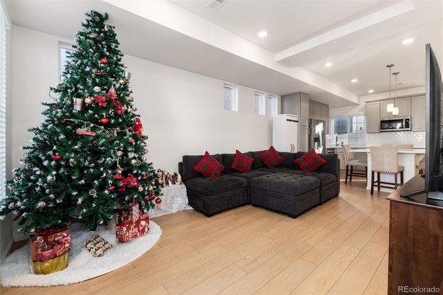 1082 Sugarloaf Lane, Erie, CO 80516