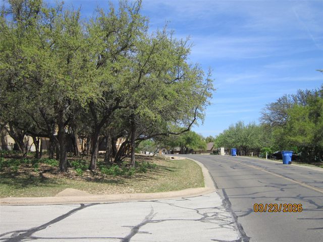 18804 Venture DR, Point Venture, TX 78645