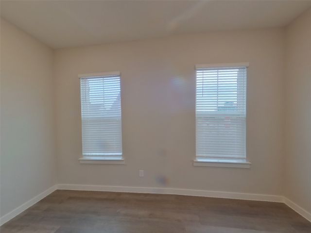 1101 Fallgate Drive, Saginaw, TX 76179