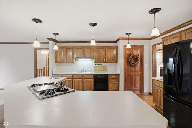 11757 Pebblepointe Pass, Carmel, IN 46033