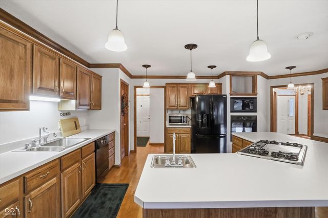 11757 Pebblepointe Pass, Carmel, IN 46033