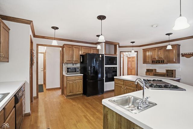 11757 Pebblepointe Pass, Carmel, IN 46033