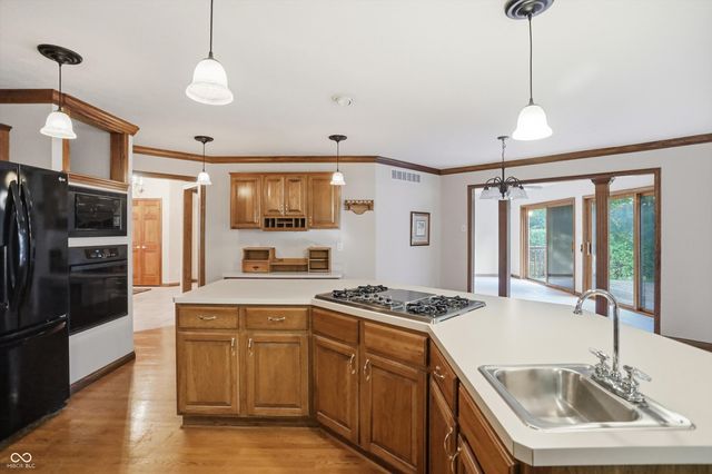 11757 Pebblepointe Pass, Carmel, IN 46033