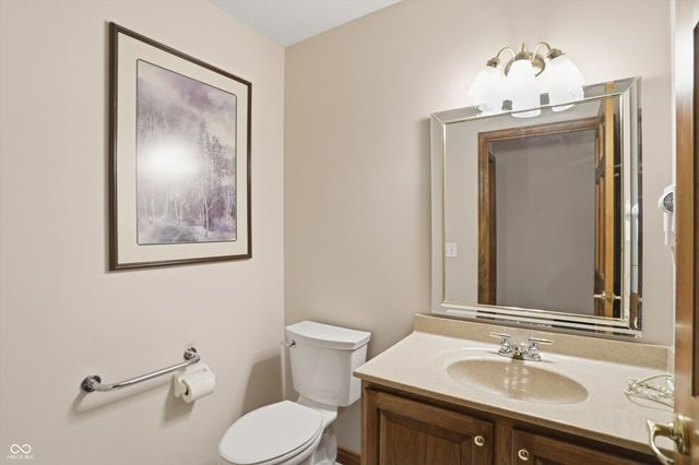 11757 Pebblepointe Pass, Carmel, IN 46033