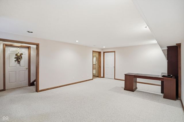 11757 Pebblepointe Pass, Carmel, IN 46033
