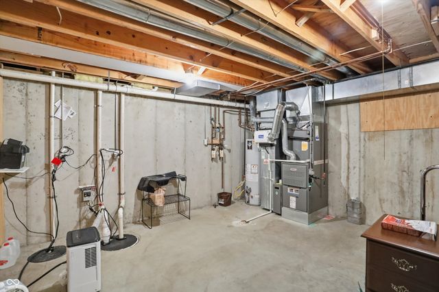 11757 Pebblepointe Pass, Carmel, IN 46033