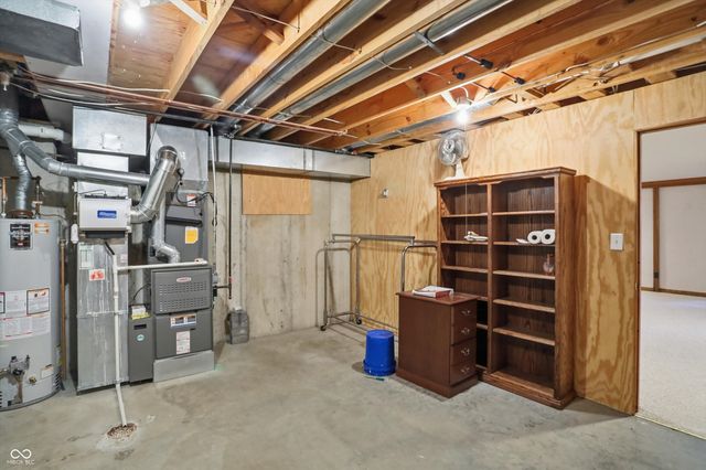11757 Pebblepointe Pass, Carmel, IN 46033