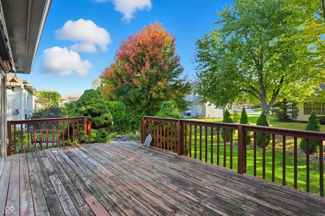 11757 Pebblepointe Pass, Carmel, IN 46033