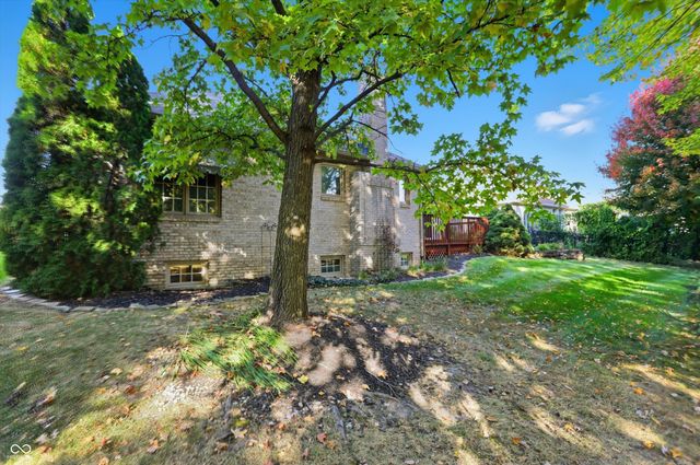 11757 Pebblepointe Pass, Carmel, IN 46033