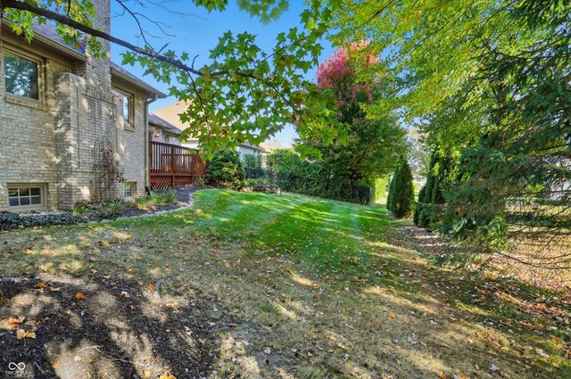11757 Pebblepointe Pass, Carmel, IN 46033