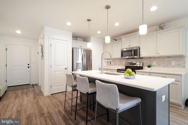 145 KEPHART ST, State College, PA 16803