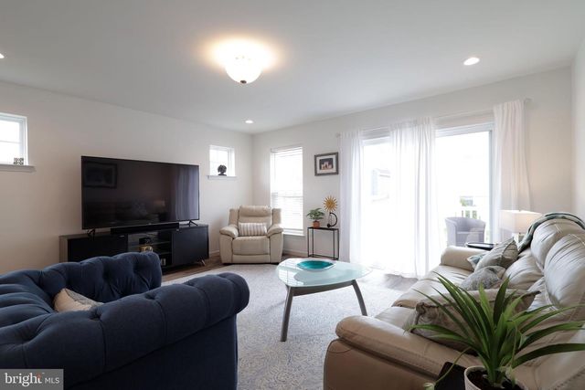 145 KEPHART ST, State College, PA 16803