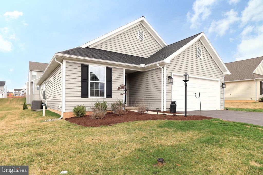 145 KEPHART ST, State College, PA 16803