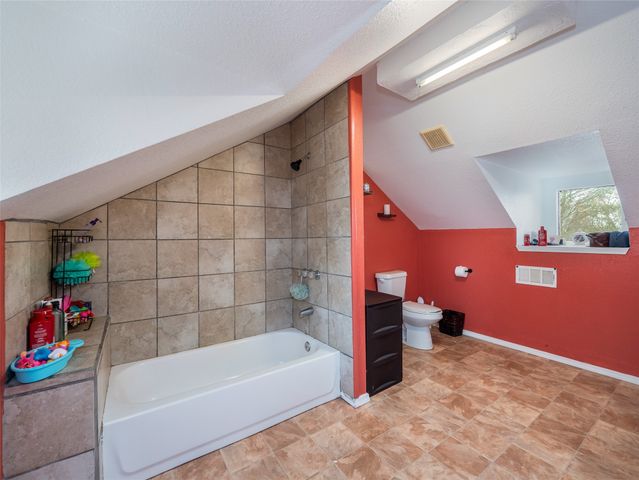 1209 New Dallas Highway, Bellmead, TX 76705