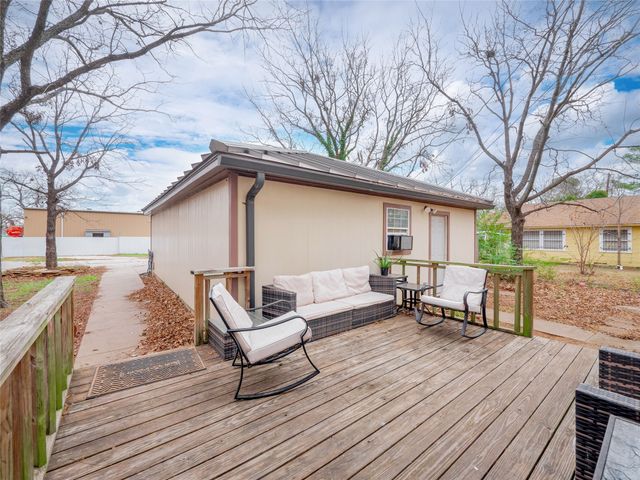 1209 New Dallas Highway, Bellmead, TX 76705